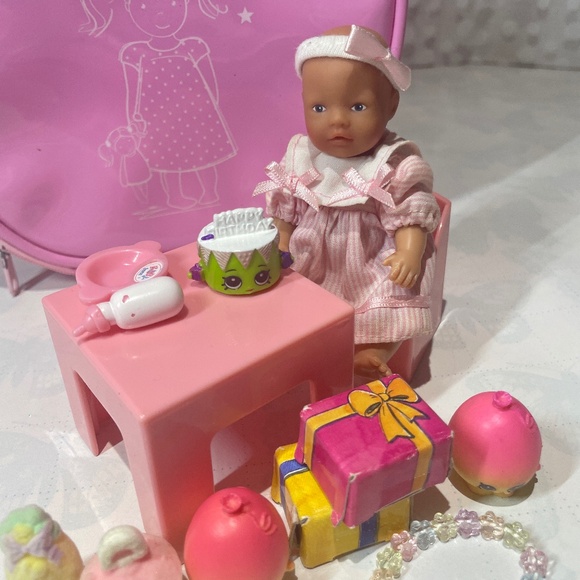 🎁2 for $15- Baby 🍼Born miniworld with Corolle carrying case - Picture 2 of 9